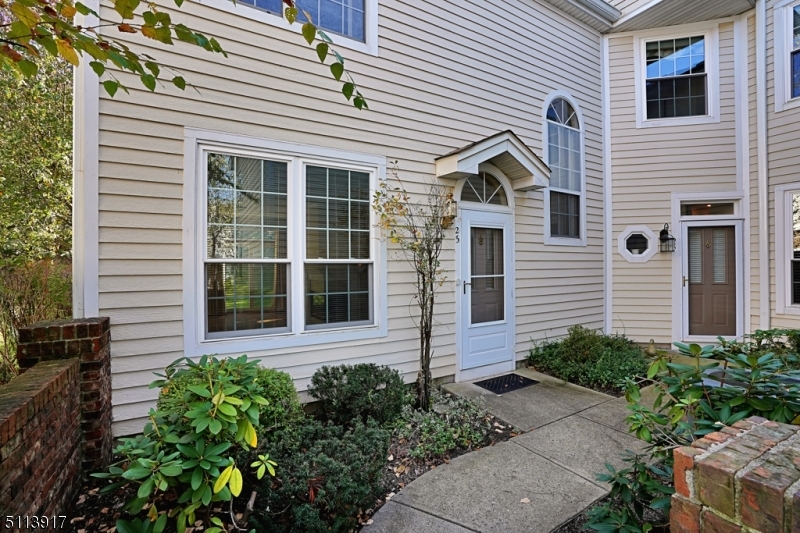 Property Photo:  23 Wood Duck Pond Rd  NJ 07921 