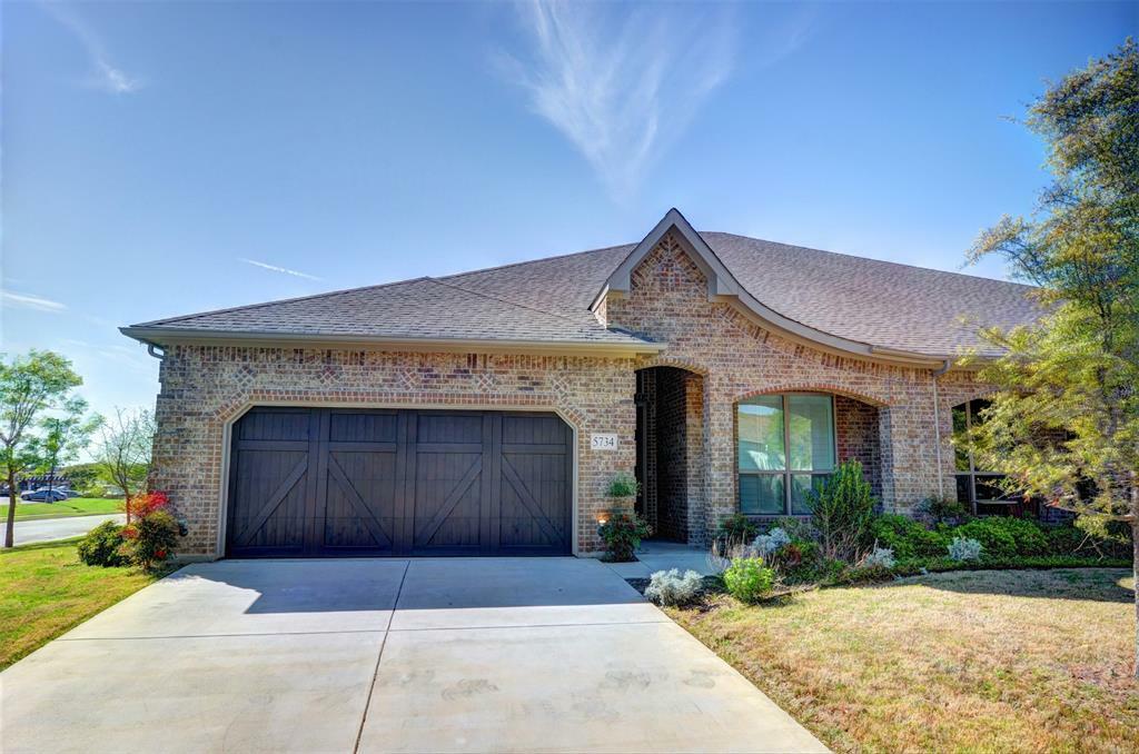 Property Photo:  5734 Ridgerock Road  TX 76132 