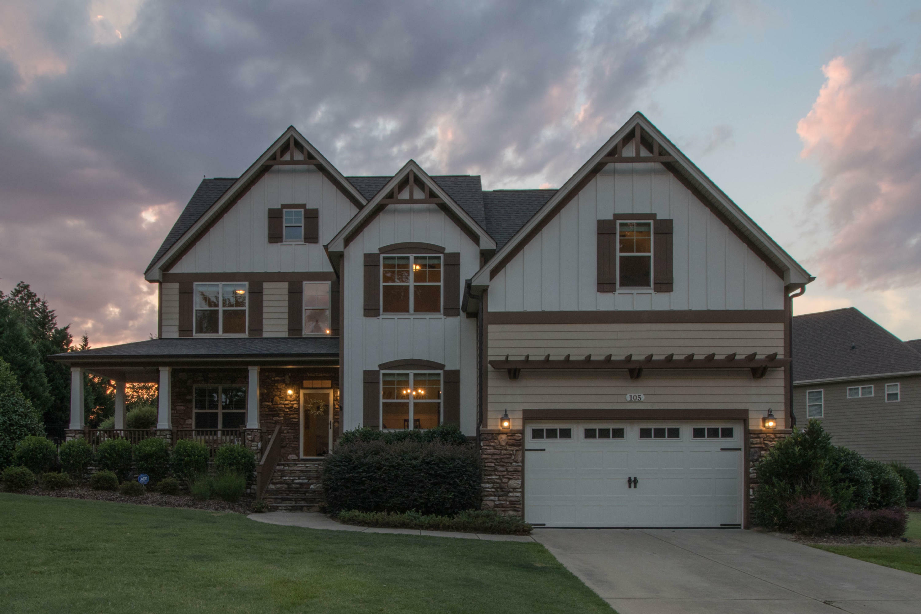 Property Photo: 105 Hadley Court NC 28387
