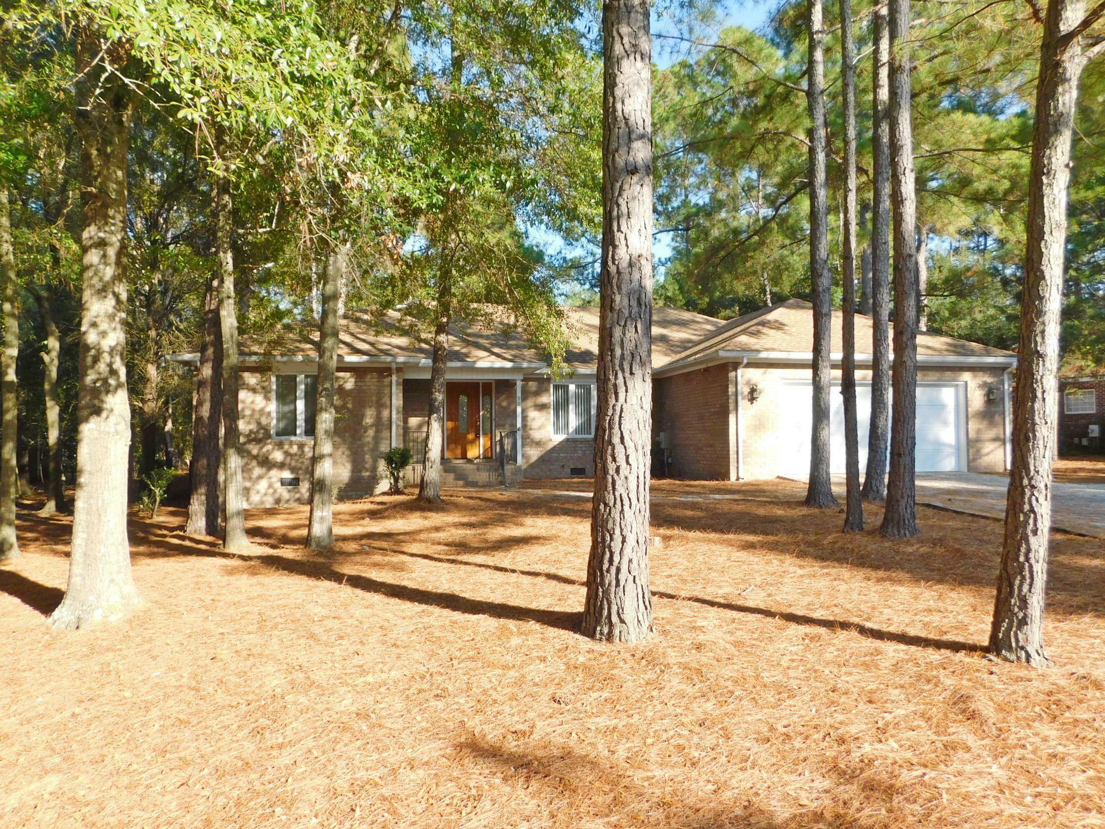 Property Photo: 90 Tamarisk Lane NC 28374