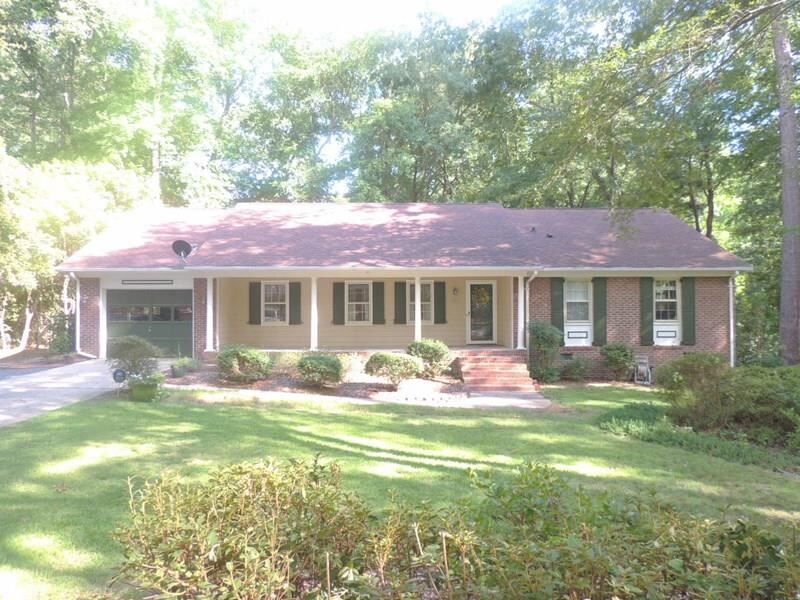 Property Photo: 565 S Bethesda Road NC 28387