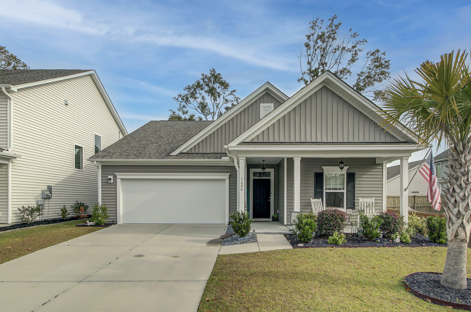 Property Photo:  1406 Black Maple Way  SC 29455 