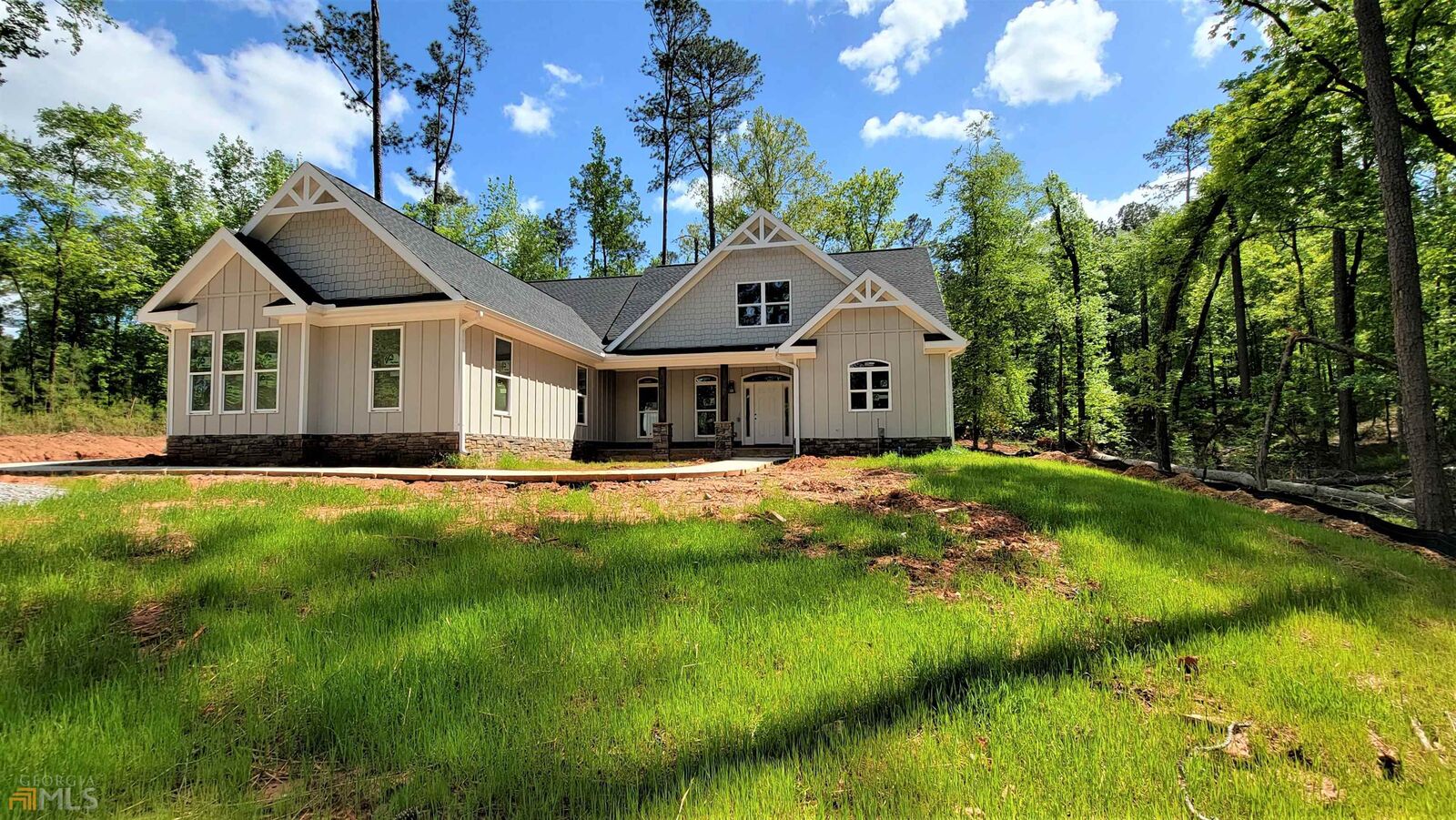 Property Photo: 2241 Osprey Poynte GA 30642