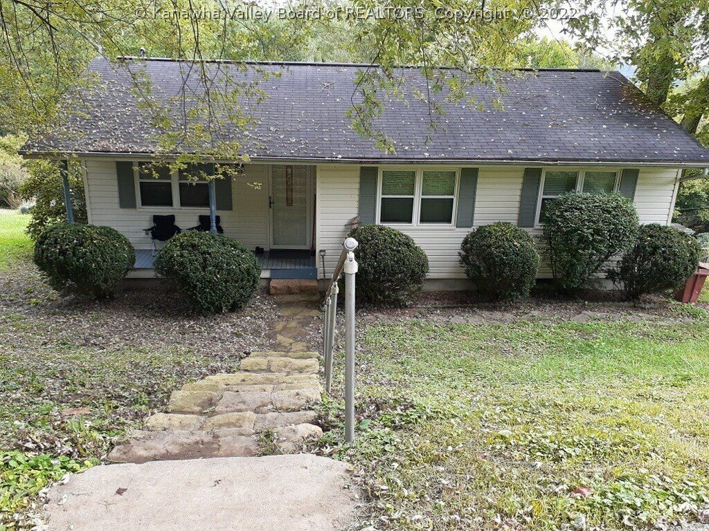 Property Photo: 136 Roberts Road WV 25064