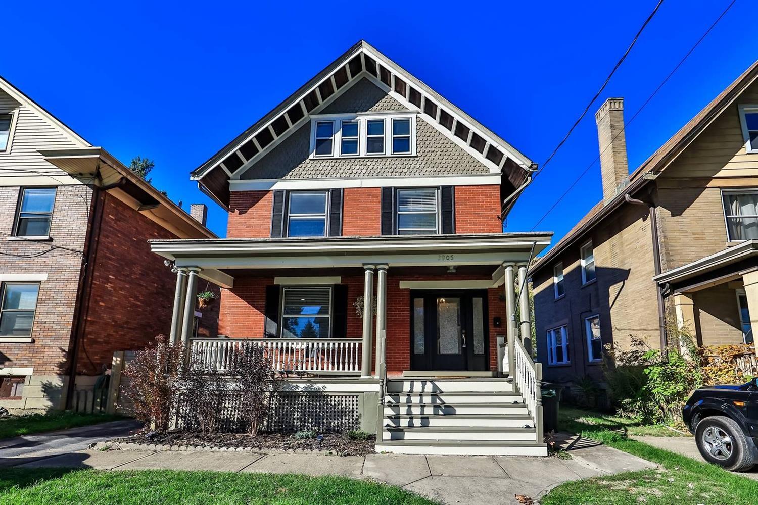 Property Photo: 3905 Elsmere Ave OH 45212