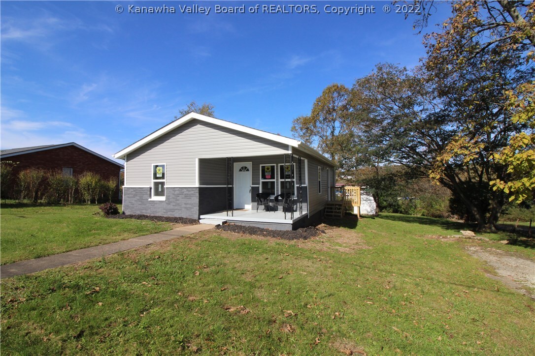 Property Photo: 3138 Virginia Avenue WV 25526