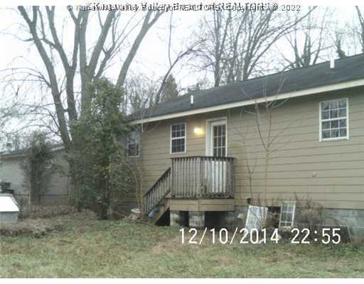Property Photo: 304 1st Street WV 25541