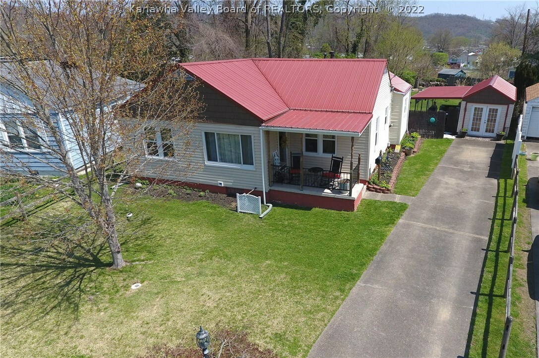 Property Photo: 2010 Benedict Circle WV 25177