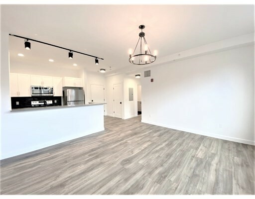 Property Photo: 172 Woburn Street 2005 MA 01867