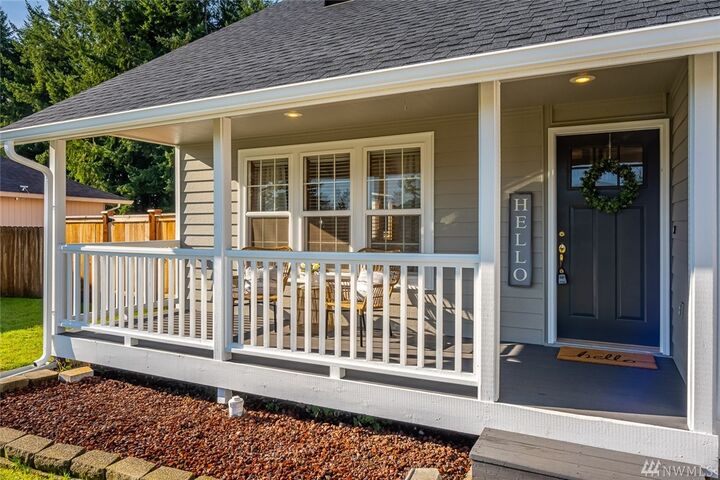 Property Photo: 6205 61st Lp SE WA 98513