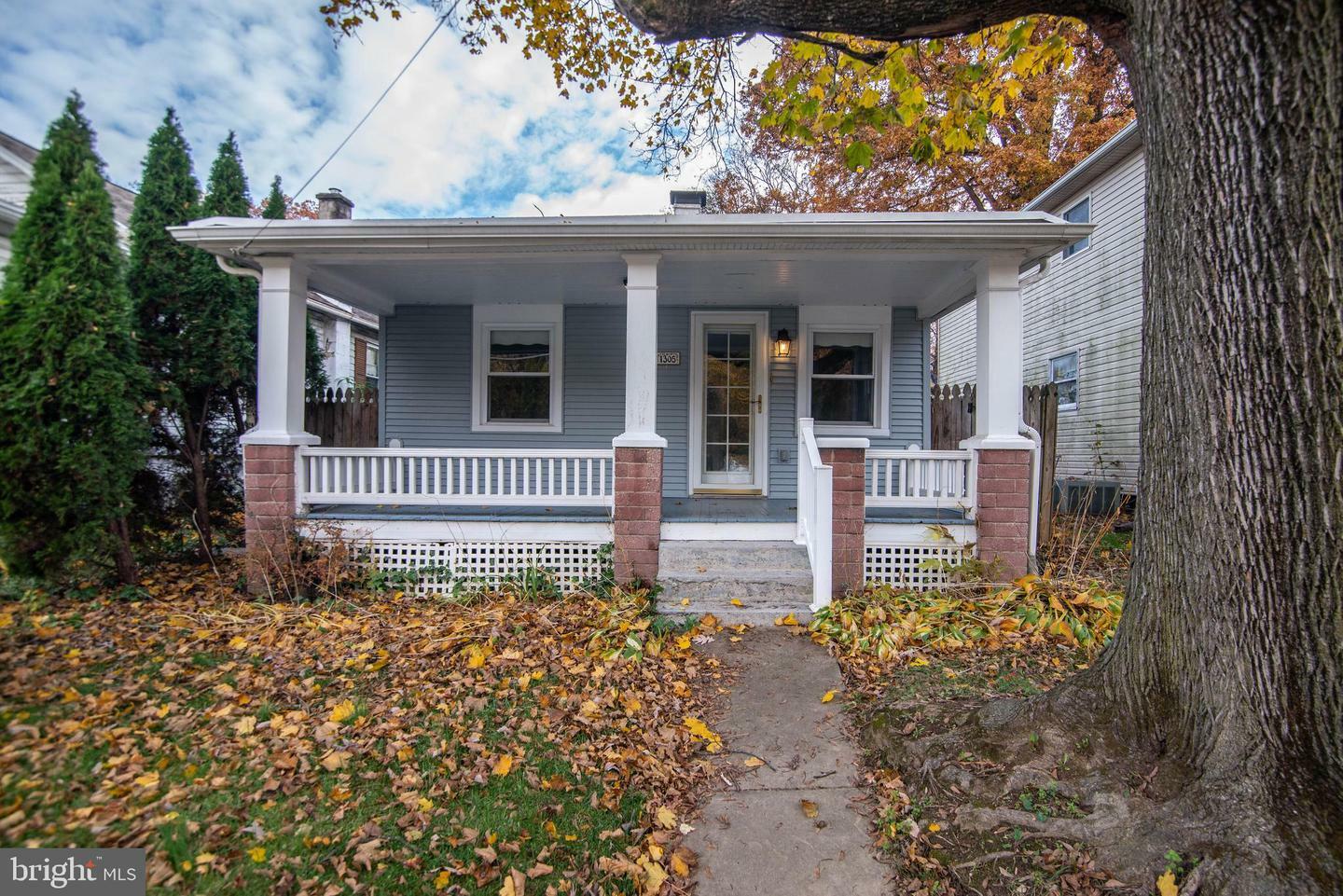 Property Photo:  1305 S Albemarle Street  PA 17403 