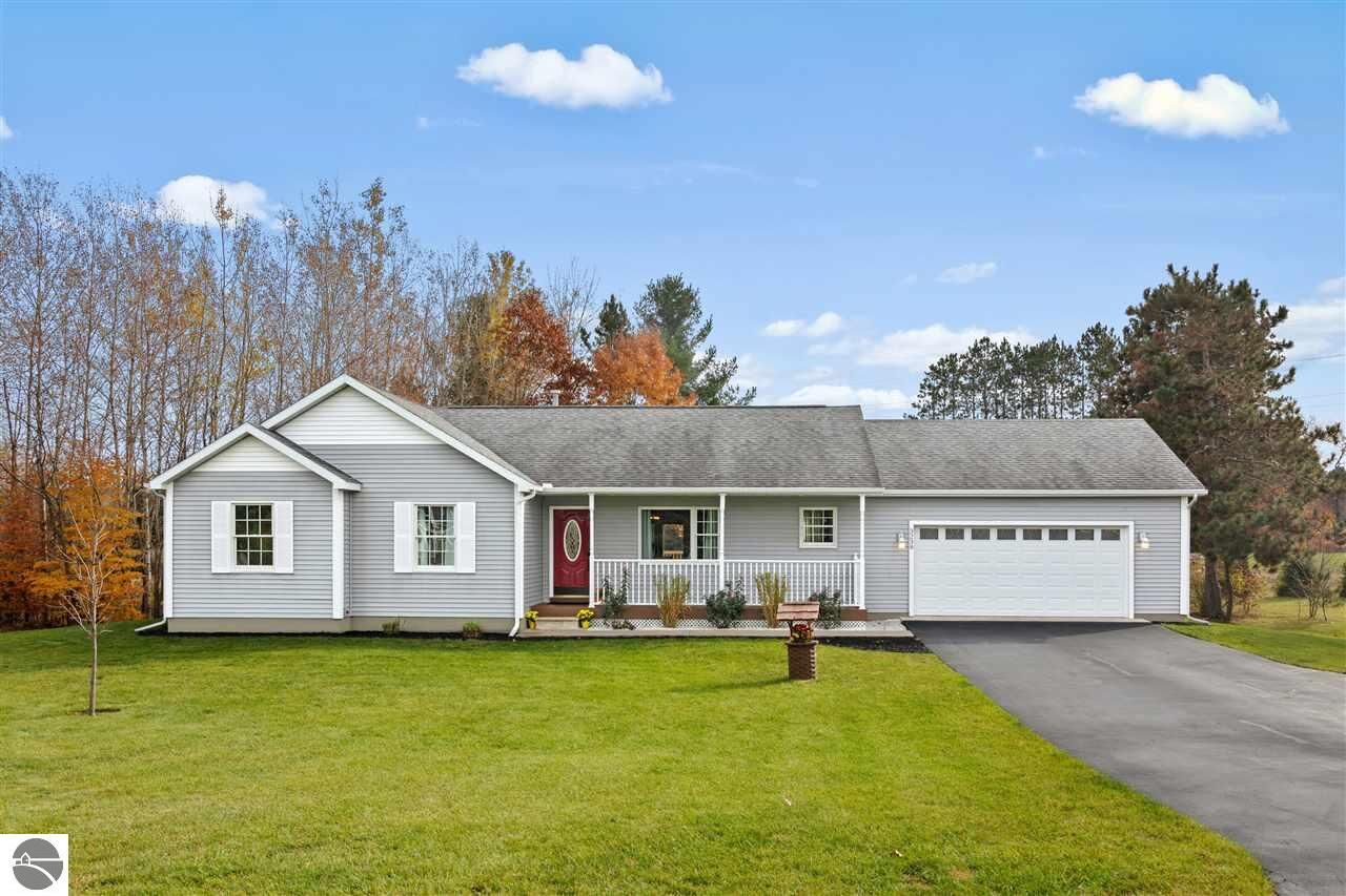 Property Photo:  3238 Tamara Circle  MI 49637 