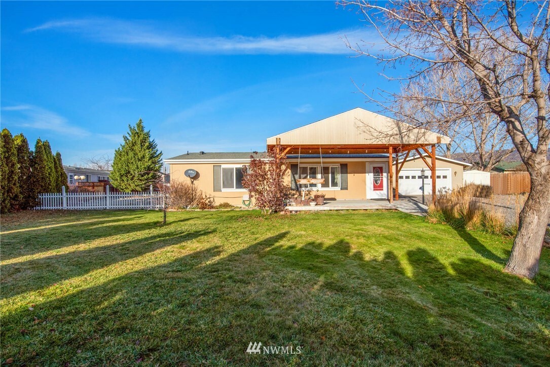 Property Photo:  4248 Pendleton Court  WA 98828 