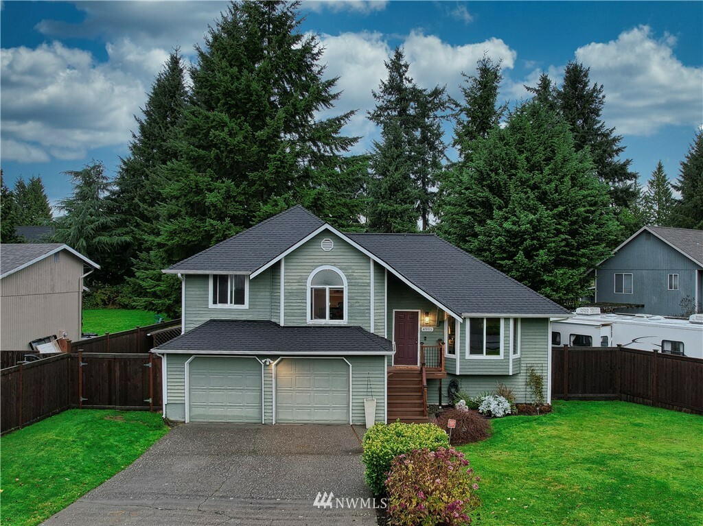 Property Photo:  4905 122nd Street SE  WA 98208 