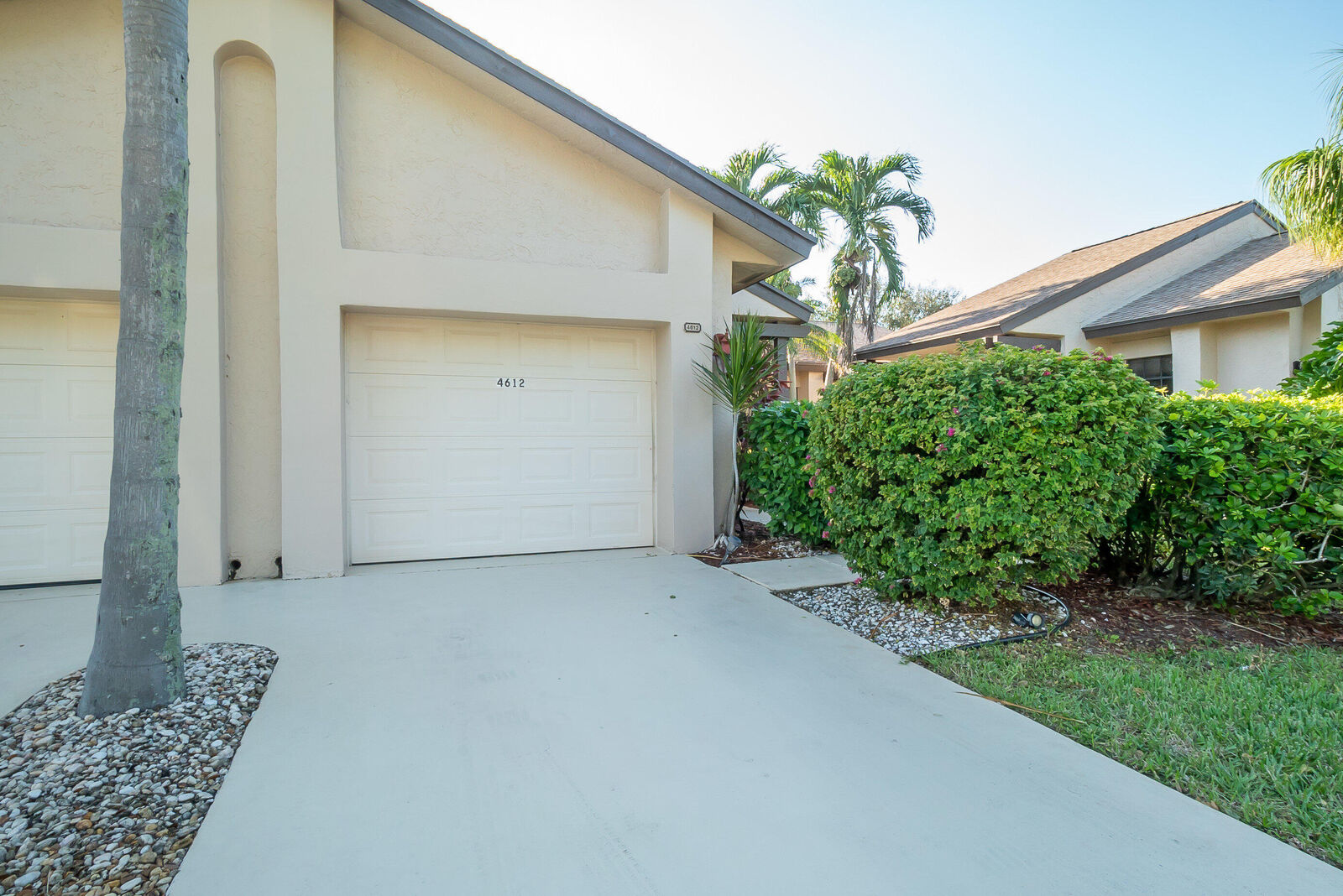 Property Photo: 5302 Fairway Woods Drive 4612 FL 33484