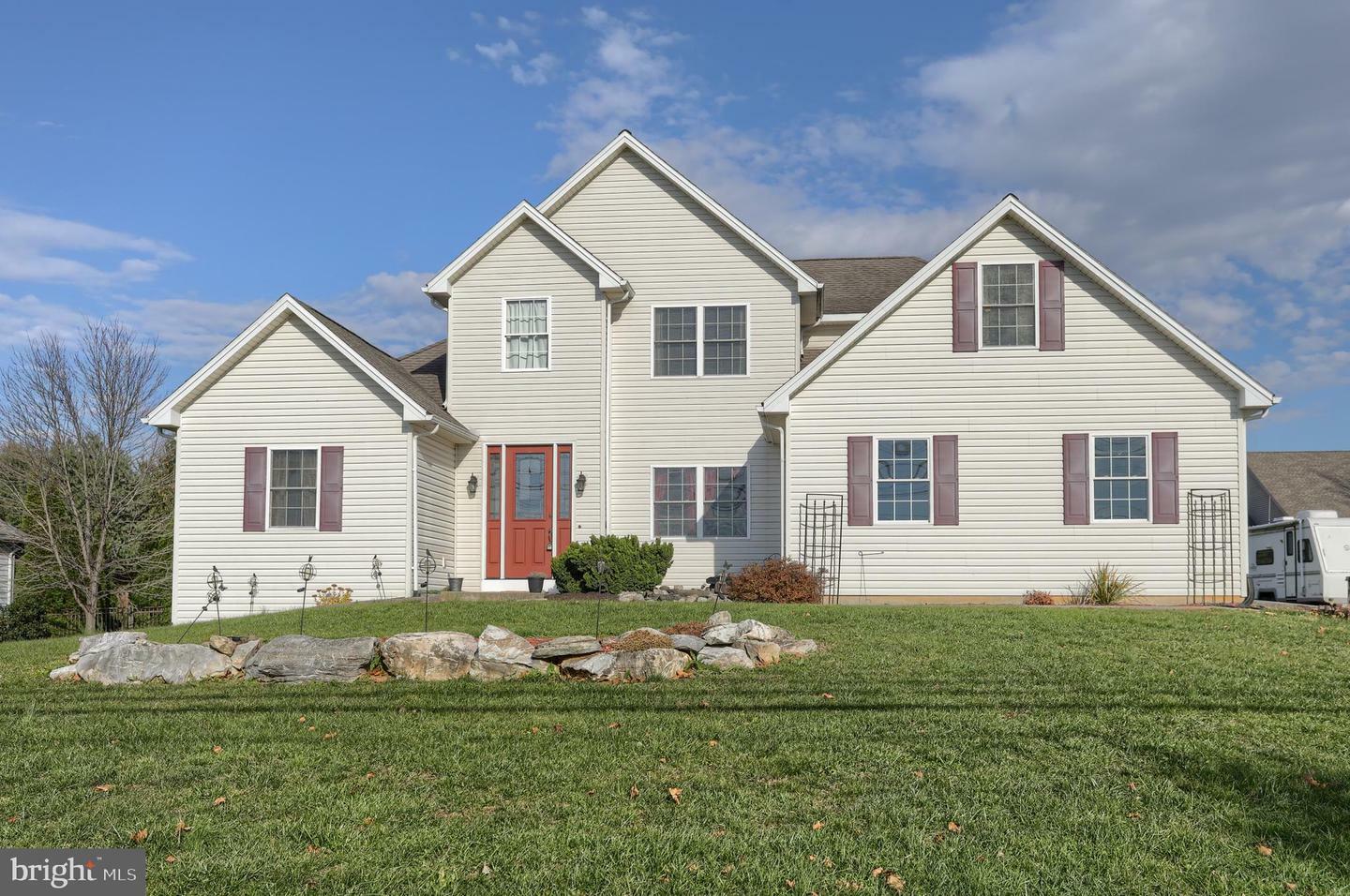 Property Photo: 358 S Lingle Avenue PA 17078