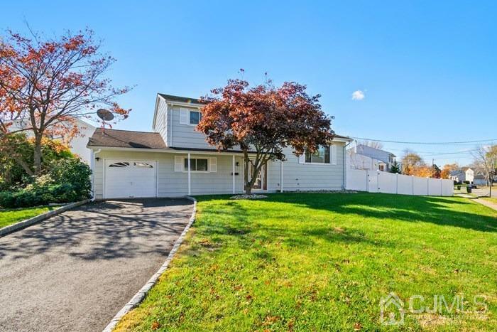 Property Photo:  50 Gramercy Road  NJ 08857 