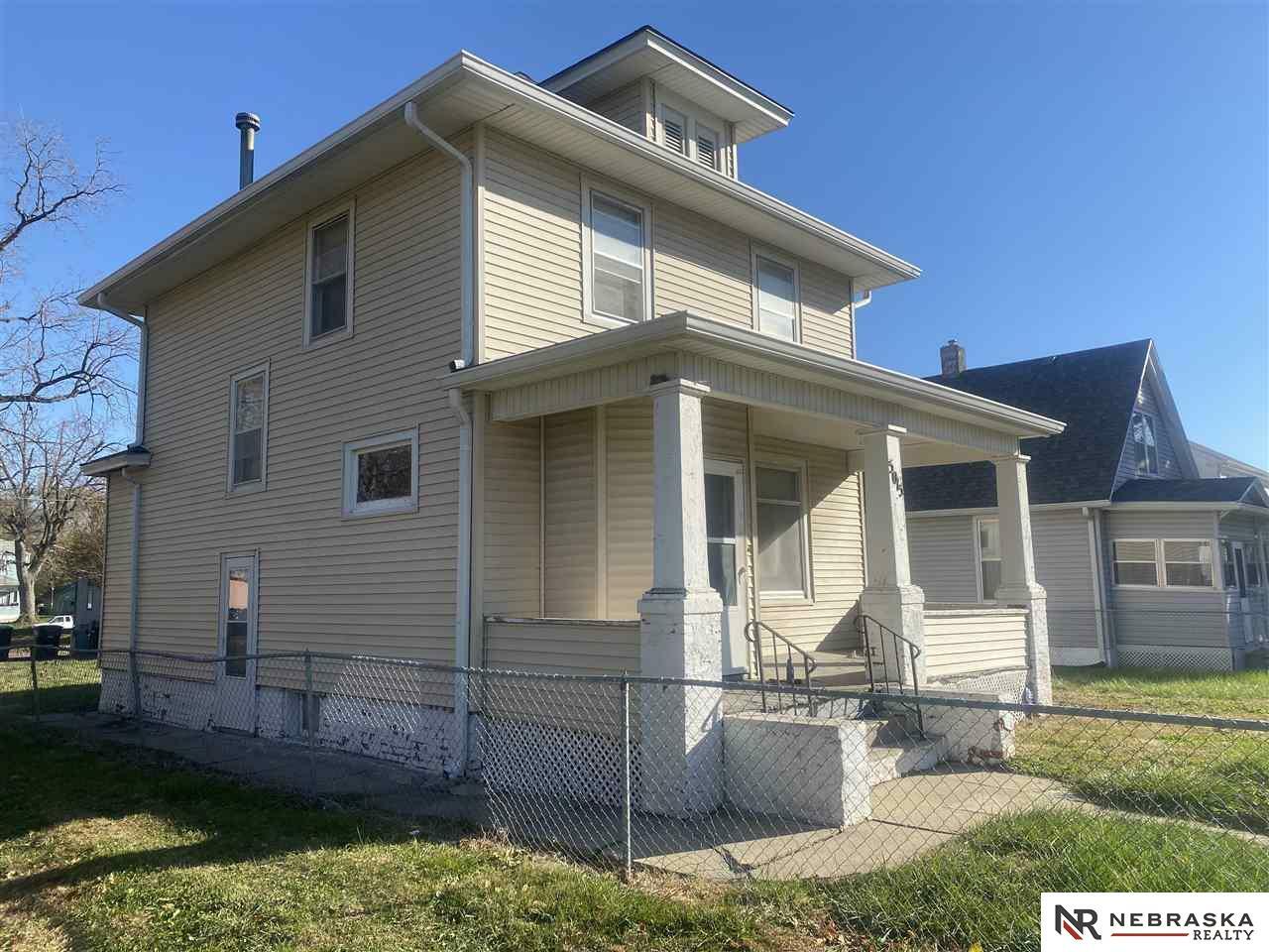 Property Photo:  5015 N 24th  NE 68110 