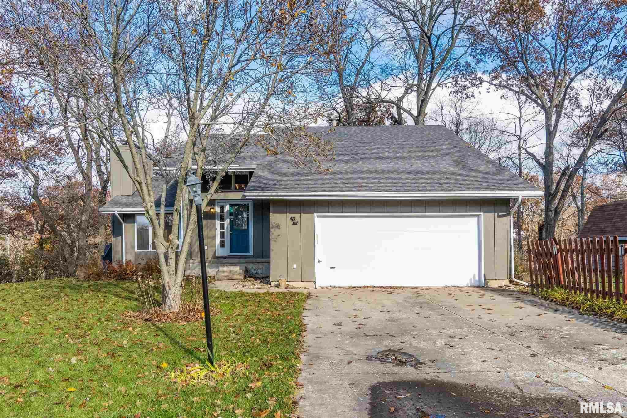 Property Photo:  484 Oak Point  IL 61548 