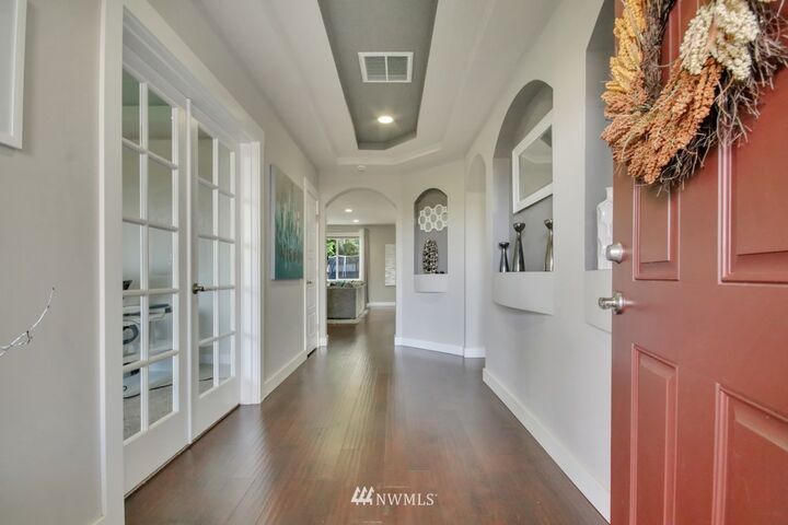Property Photo:  2618 57th Street SE  WA 98092 
