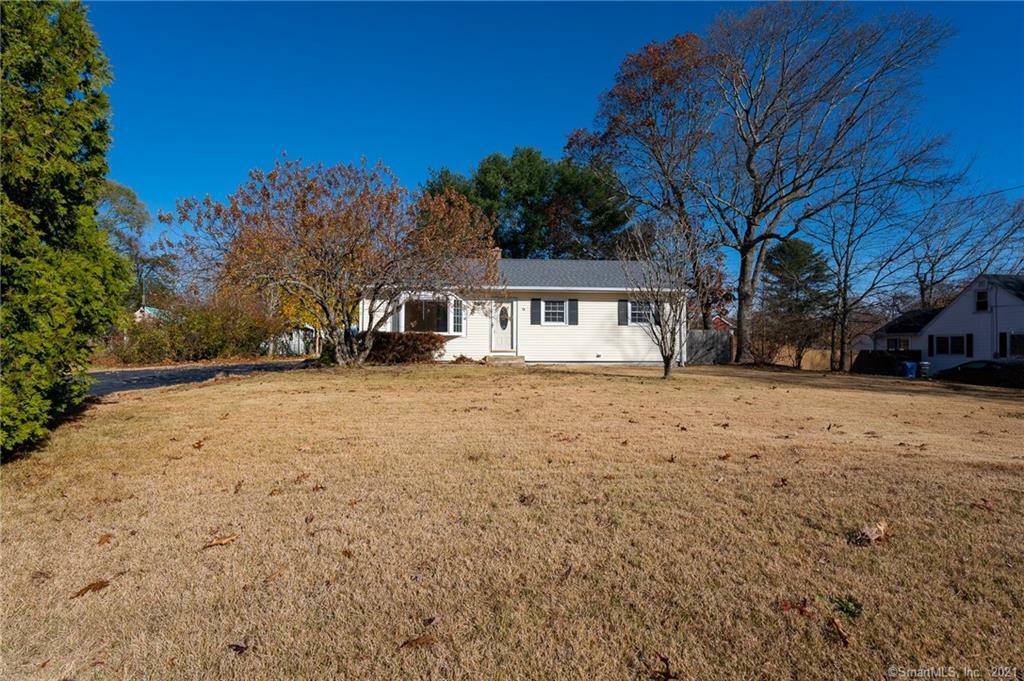 Property Photo:  18 Virginia Road  CT 06370 