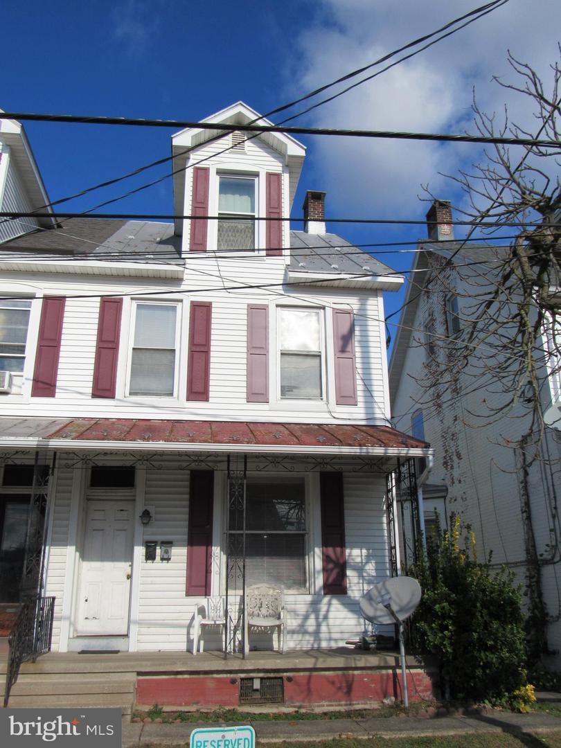 Property Photo: 207 State Street PA 19526