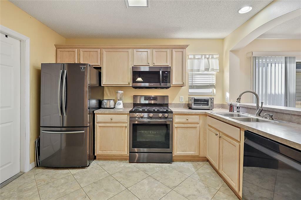 Property Photo:  1440 Azteca Loop  FL 32162 