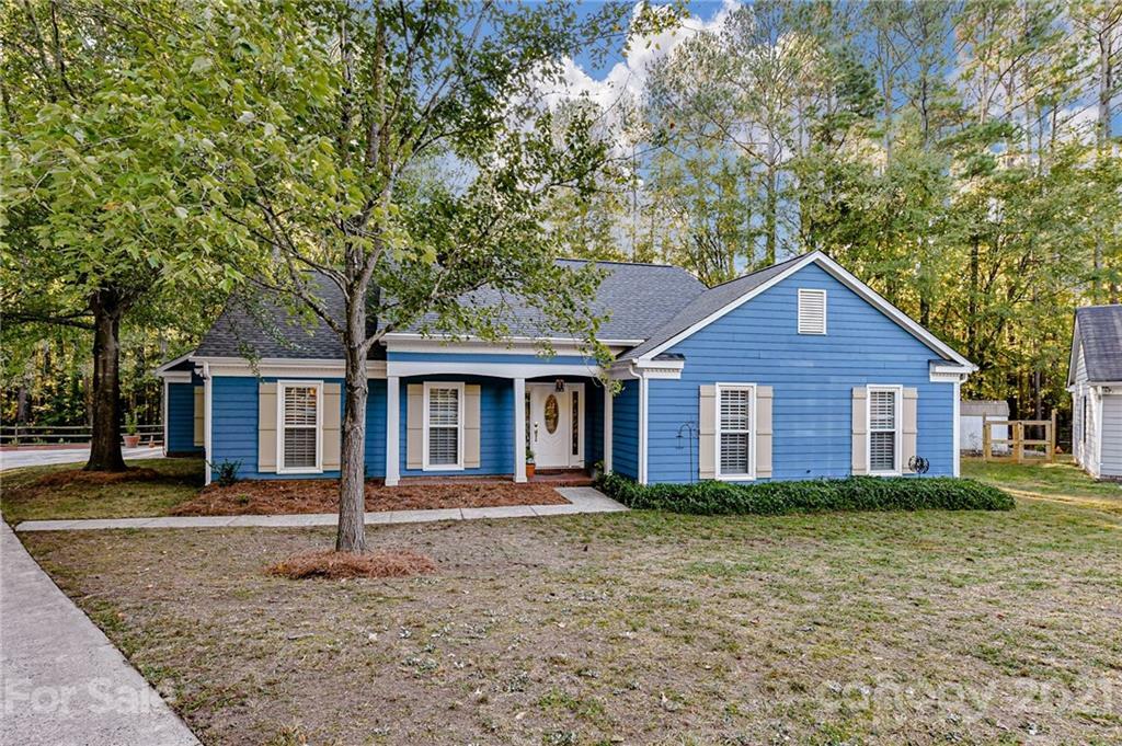 Property Photo:  7017 Acre Hill Court  NC 28277 