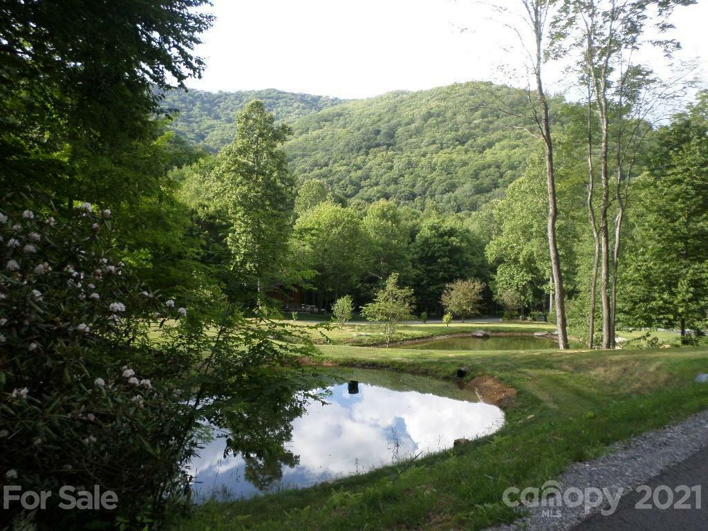 Property Photo:  102 Tenderfoot Trail 102 &Amp 103  NC 28751 