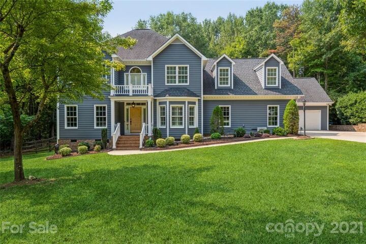 2346 Wedgewood Drive  Matthews NC 28104 photo