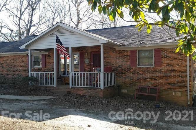 Property Photo:  1405 Crowders Creek  NC 28052 