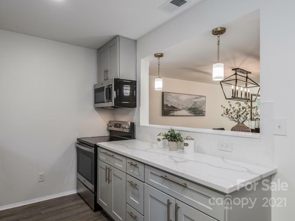 Property Photo: 3764 Winding Creek Lane Unit 3764 NC 28226