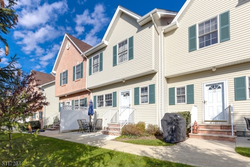 Property Photo:  11 Riga Ct  NJ 07076 