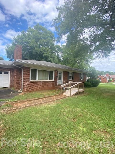 Property Photo:  4933 Christenbury Road  NC 28269 
