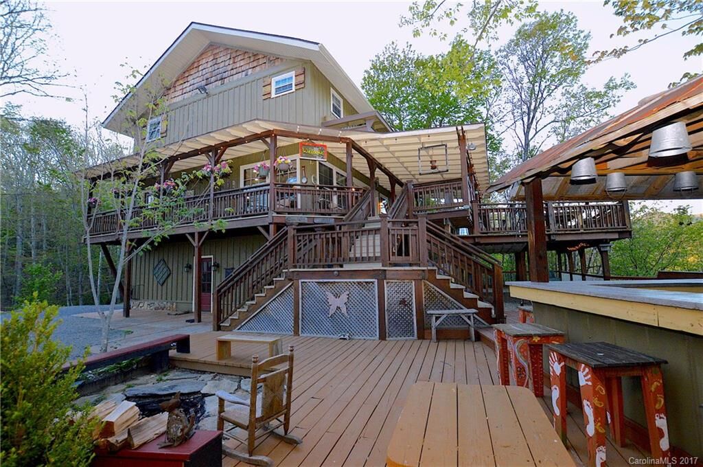 Property Photo: 200 Autumn Drive NC 28751
