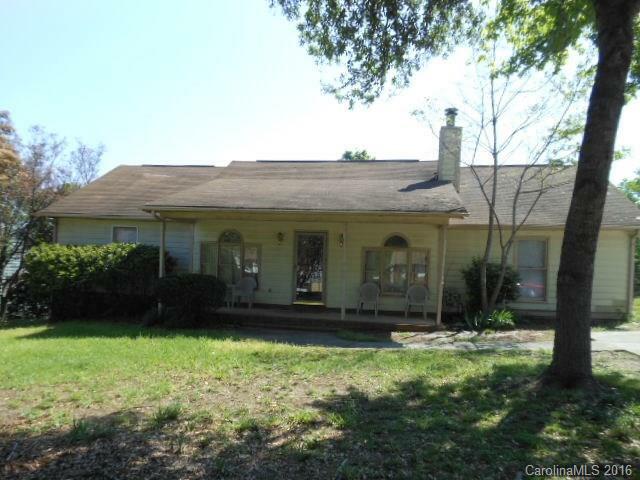 Property Photo:  2930 Gray Feather Drive  NC 28262 