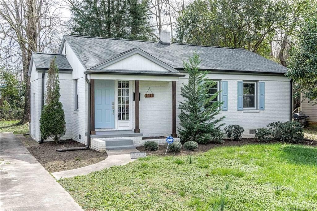 Property Photo: 1914 Academy Street NC 28205