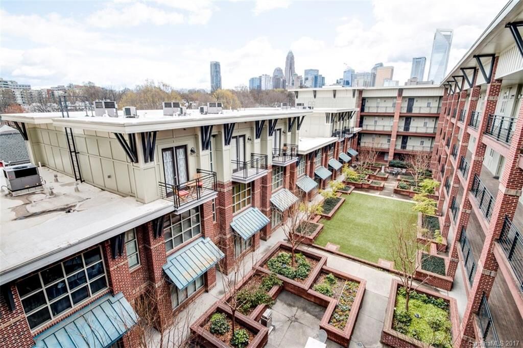 Property Photo: 1101 W 1st Street 418 NC 28202