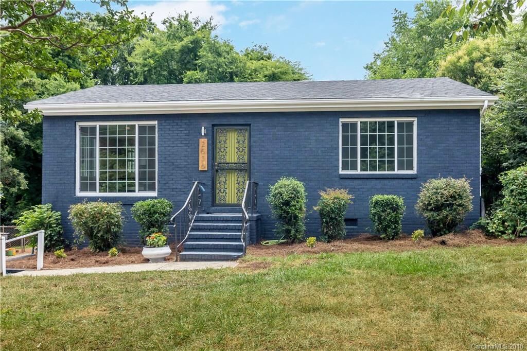 Property Photo:  2536 Bancroft Street  NC 28206 