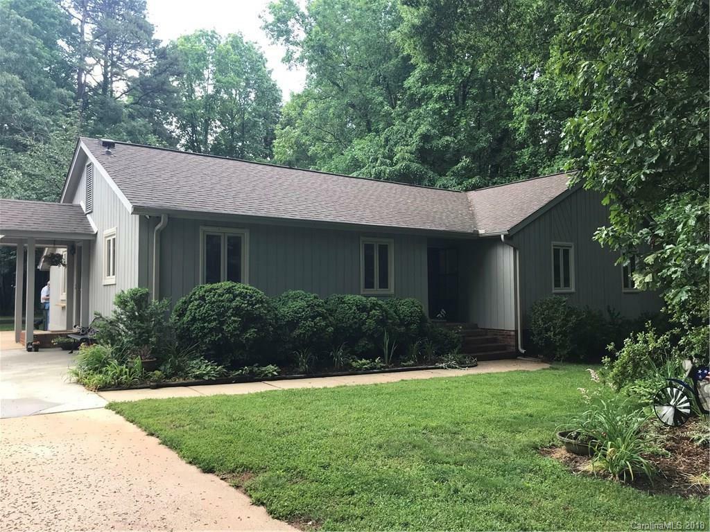Property Photo: 4733 Carving Tree Drive NC 28227