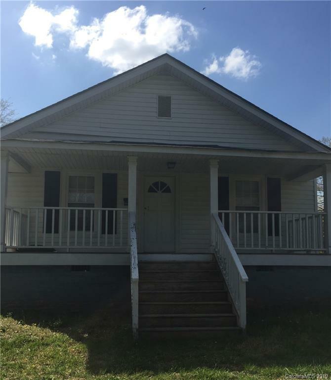 Property Photo: 1009 N Cannon Boulevard NC 28083