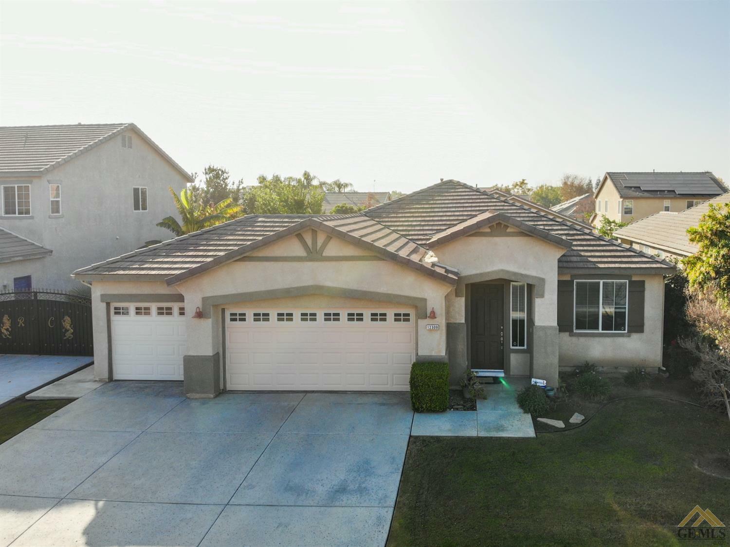 Property Photo:  12309 Childress Street  CA 93312 