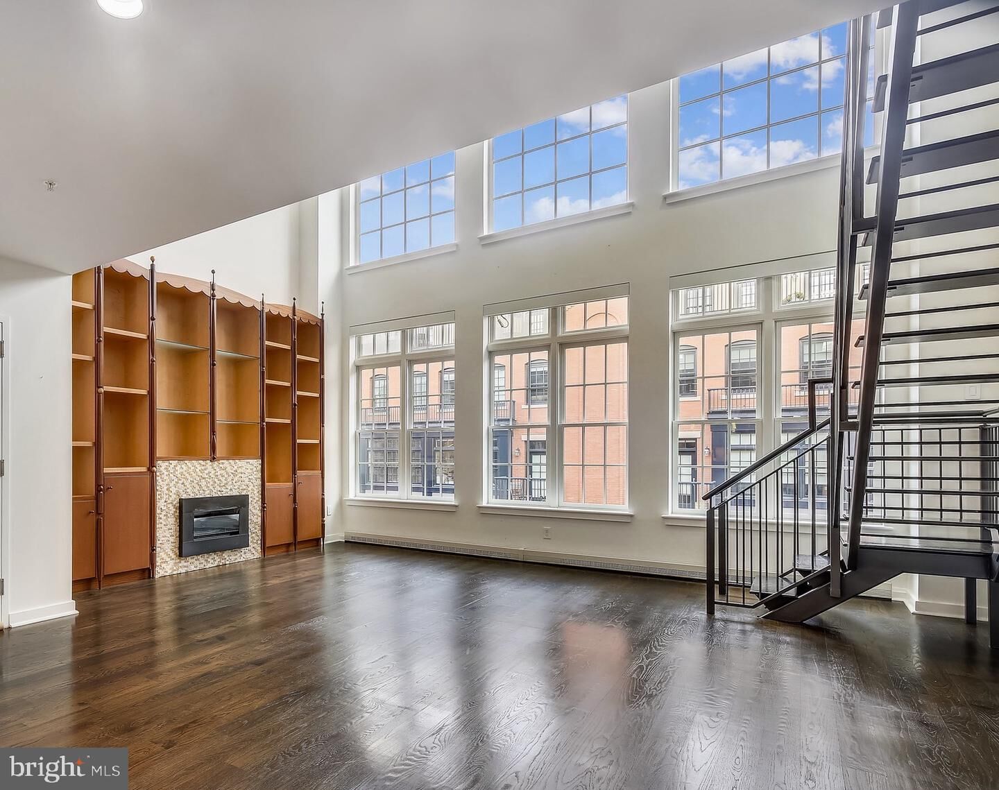 Property Photo:  1610 N Queen Street 247  VA 22209 