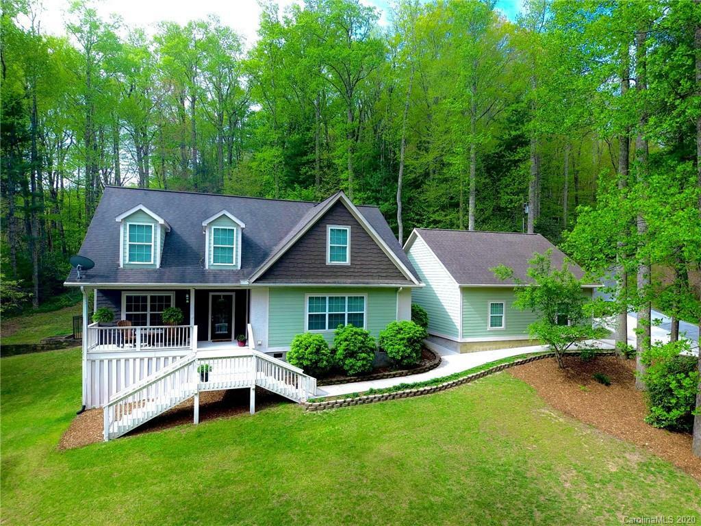 Property Photo:  31 Chestnut Hill Road  NC 28777 