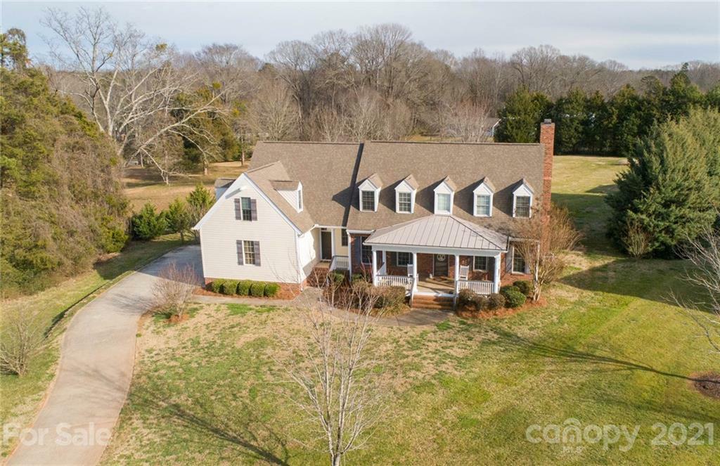 Property Photo:  985 Stallion Spirit Trail  SC 29710 