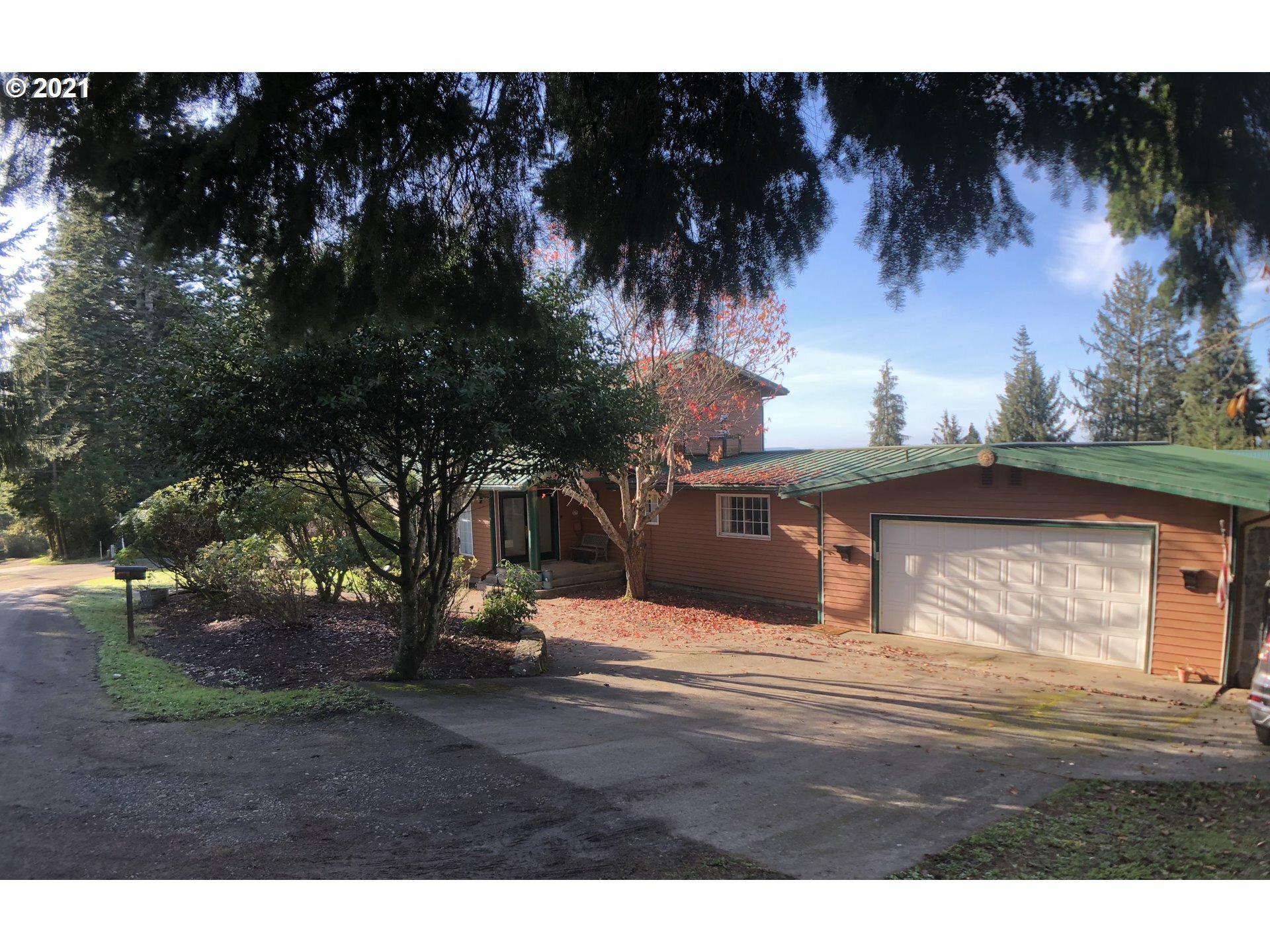 93999 Kirkendall Ln  North Bend OR 97459 photo