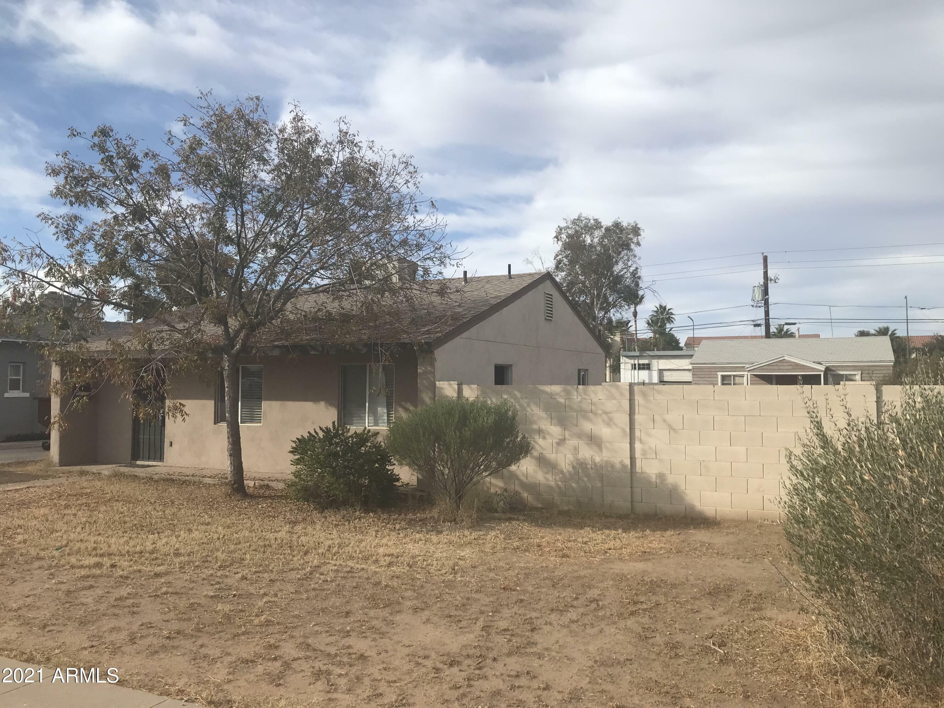 Property Photo:  372 N Washington Street  AZ 85225 