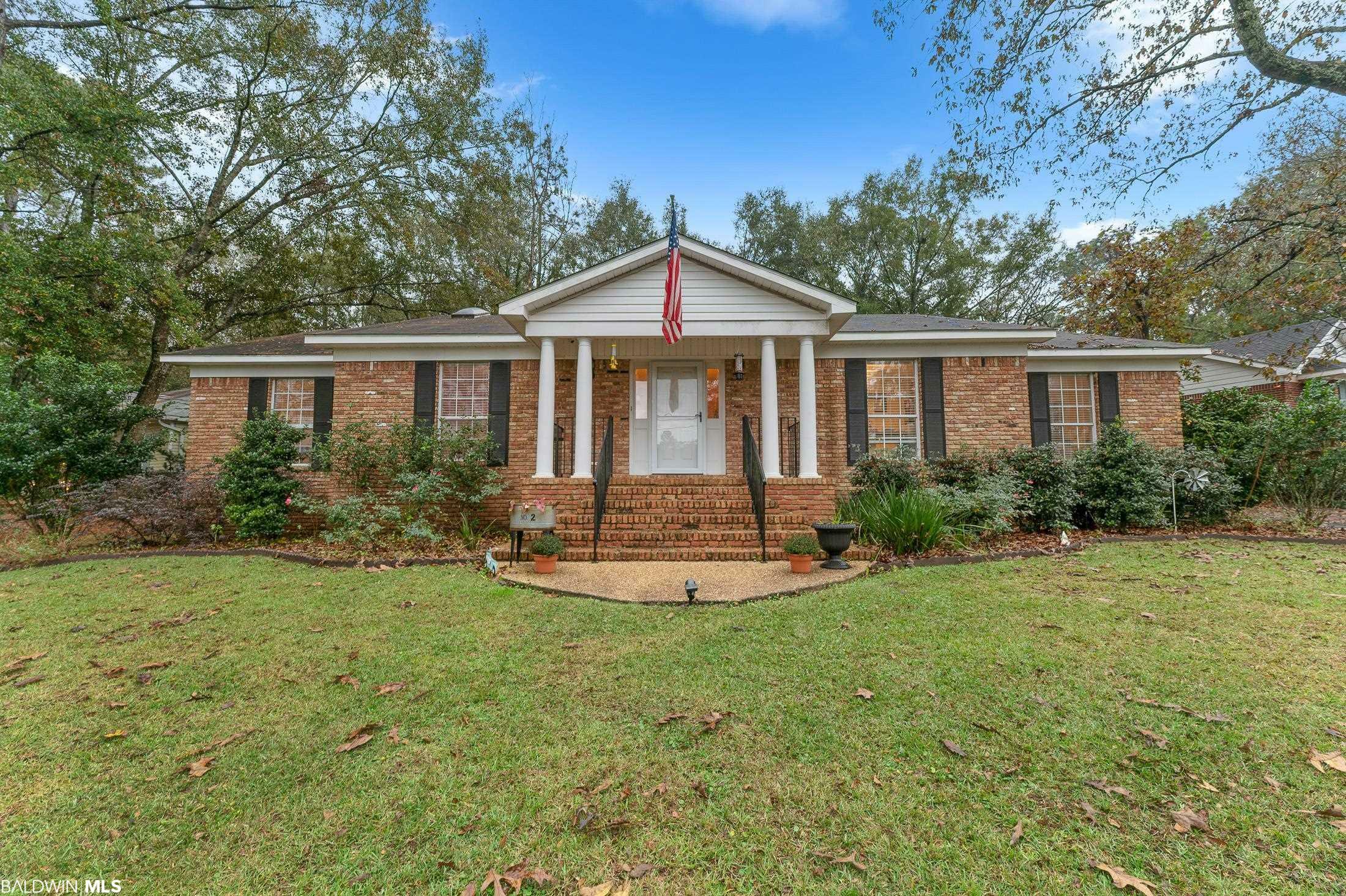 Property Photo:  111 Lake Front Drive  AL 36526 