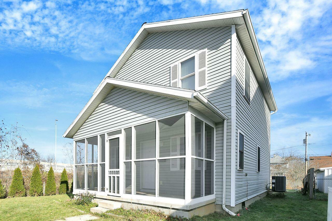 Property Photo: 106 Penney Avenue OH 43055