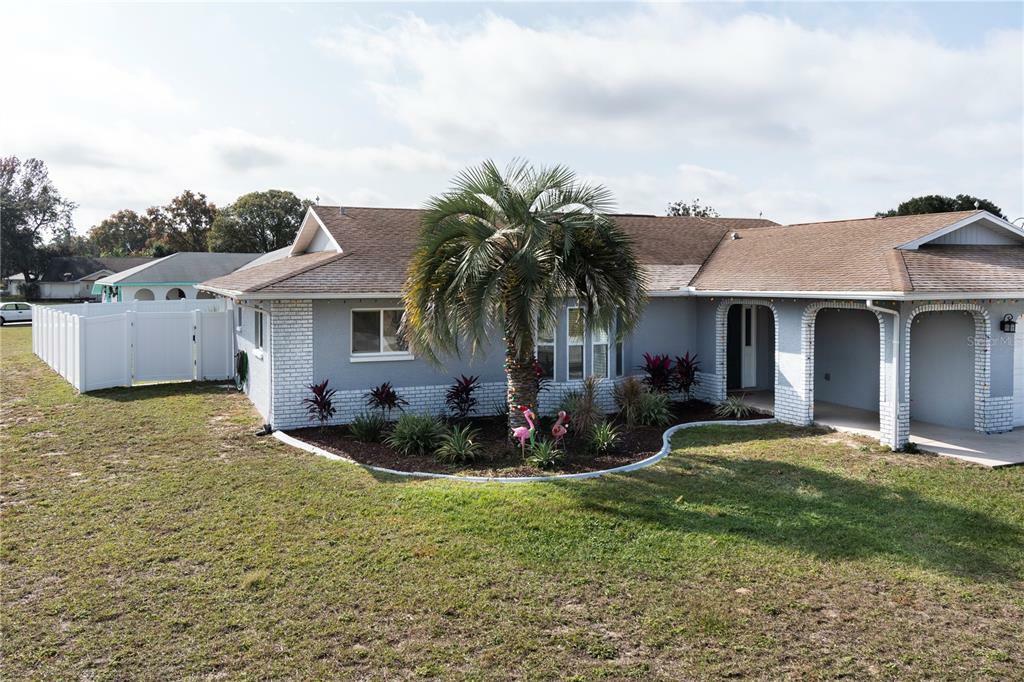 Property Photo:  11002 Norvell Road  FL 34608 